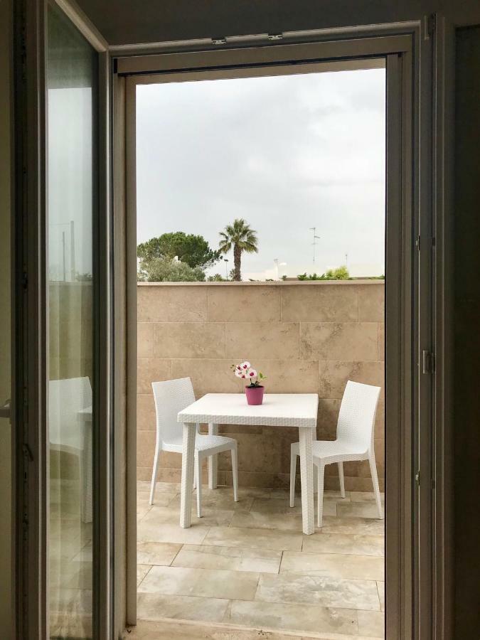 Monolocali White Angel Apartments Porto Cesareo Eksteriør bilde